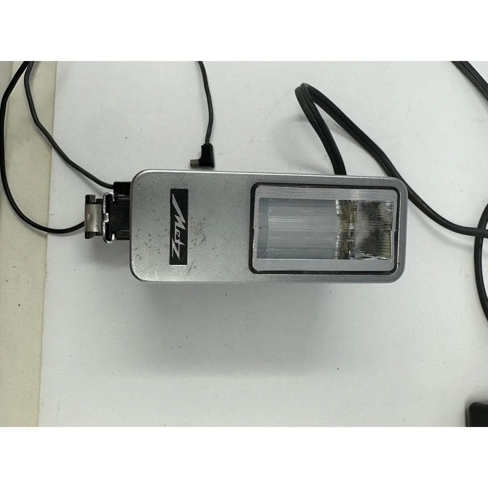 Vintage Metz Mecablitz 171 Camera Flash For Miranda FV. With Manual UNTESTED S6